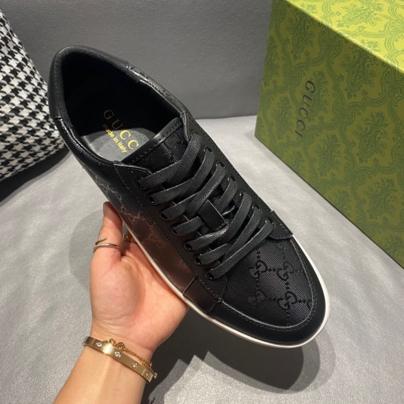 Gucci Casual Shoes